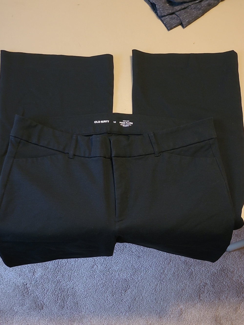 Old Navy Black High Rise Pixie Flare Slacks.  Size 14